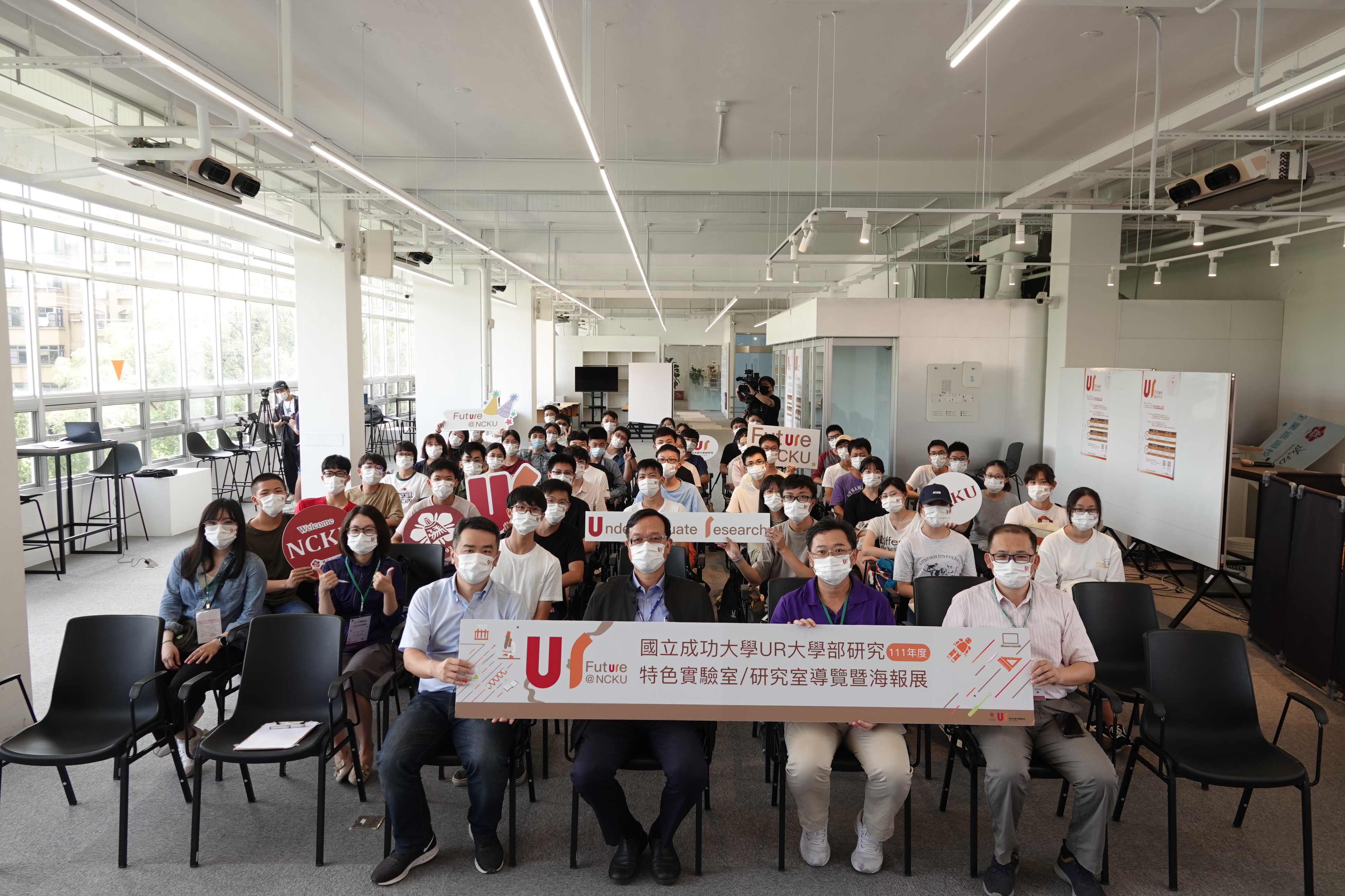 「大學部研究日」聯合講座邀請成大學生團隊分享經驗